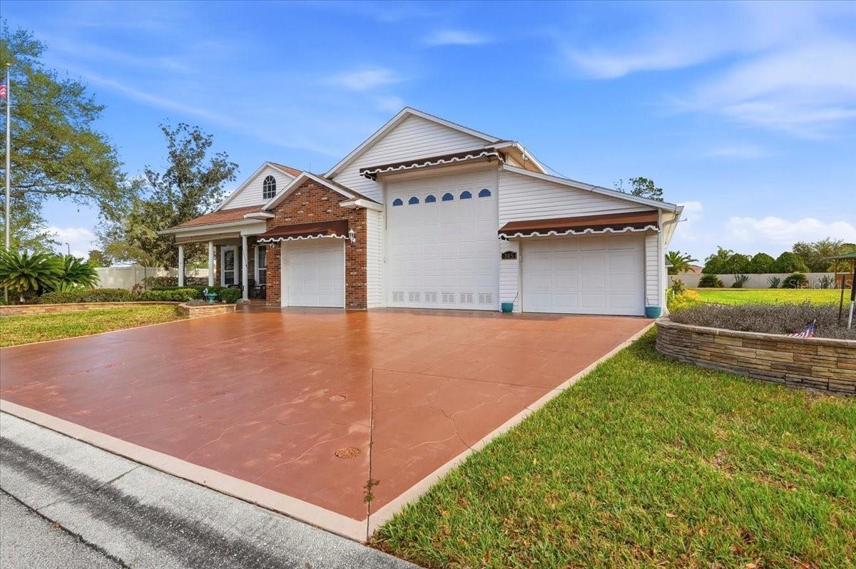 Image 3 of 52 For 305 Motorcoach Drive S