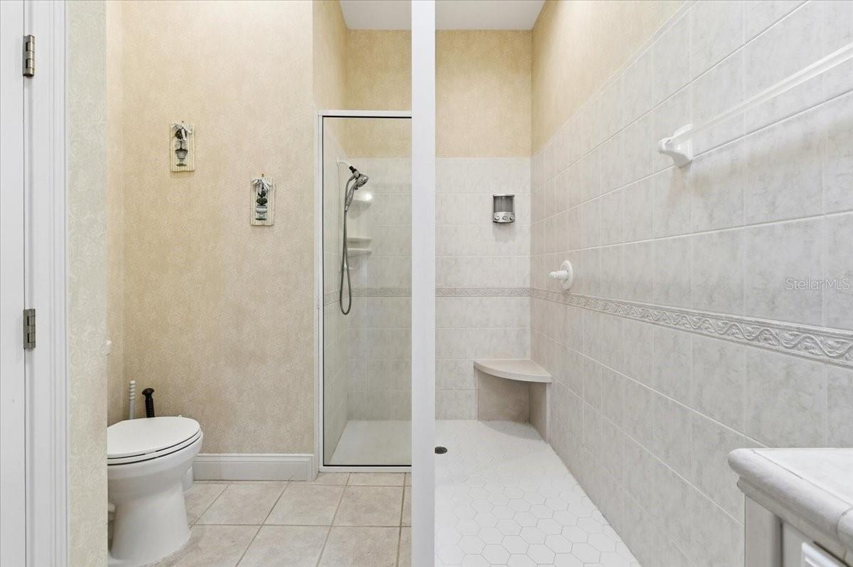 Image 31 of 52 For 305 Motorcoach Drive S