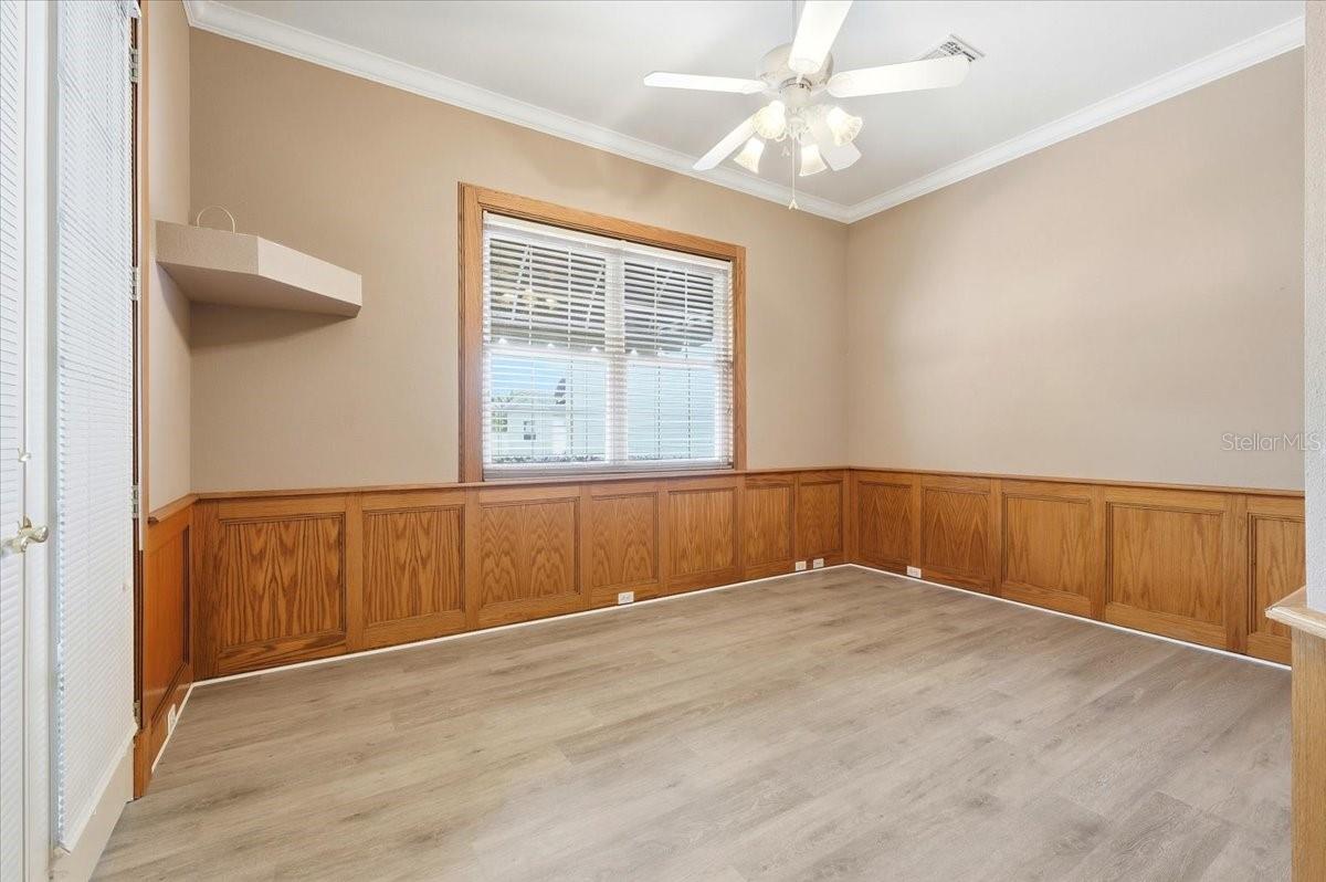 Image 34 of 52 For 305 Motorcoach Drive S