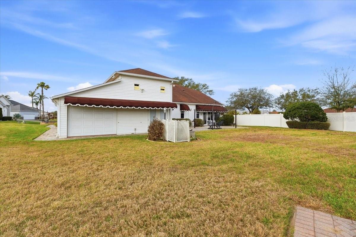 Image 5 of 52 For 305 Motorcoach Drive S