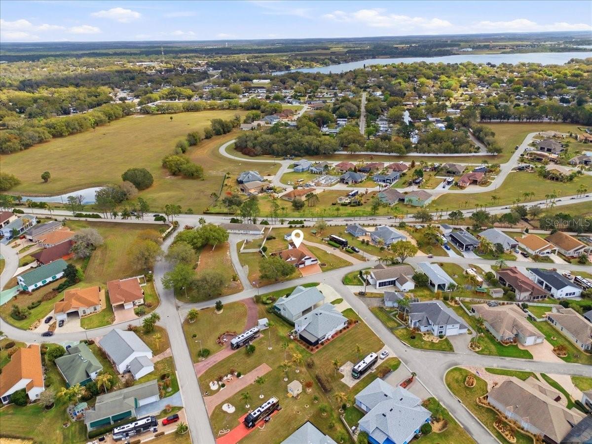 Image 7 of 52 For 305 Motorcoach Drive S