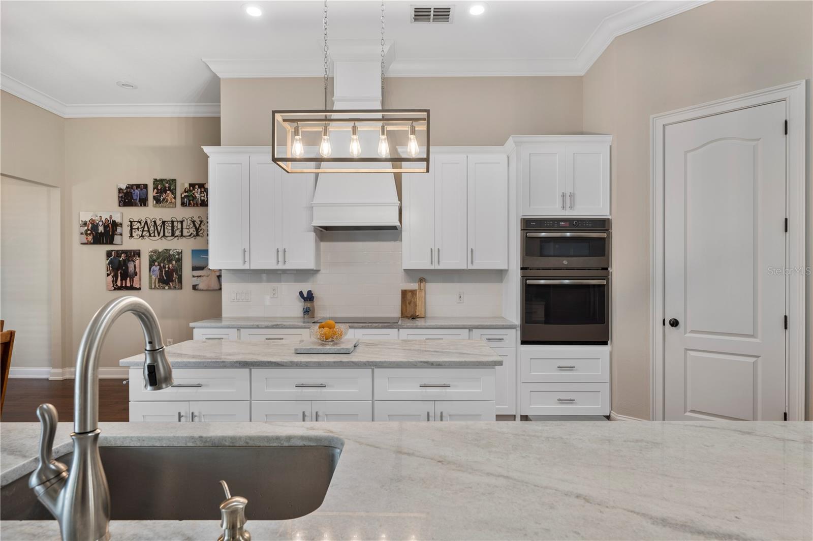 Image 22 of 73 For 875 Ashton Oaks Circle