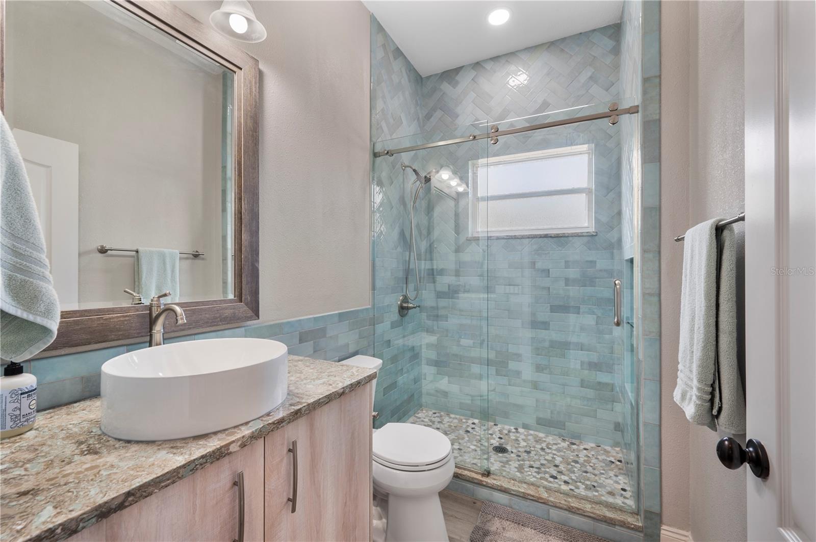 Image 36 of 73 For 875 Ashton Oaks Circle