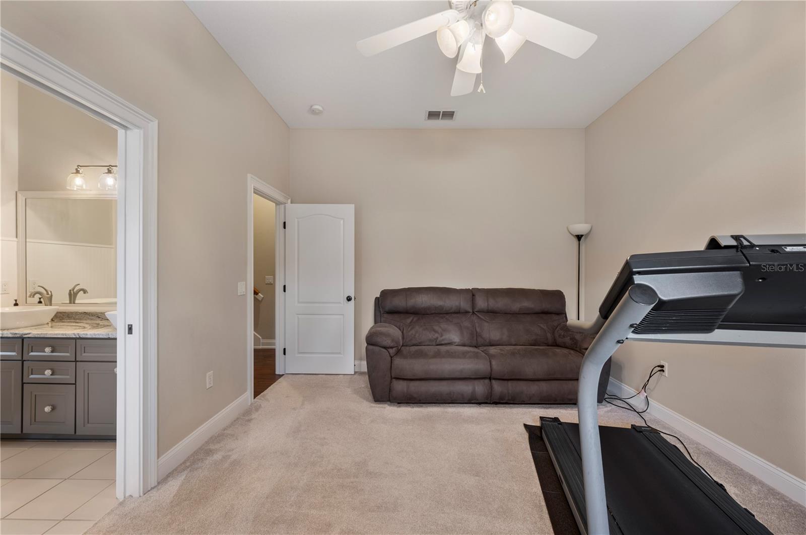 Image 41 of 73 For 875 Ashton Oaks Circle