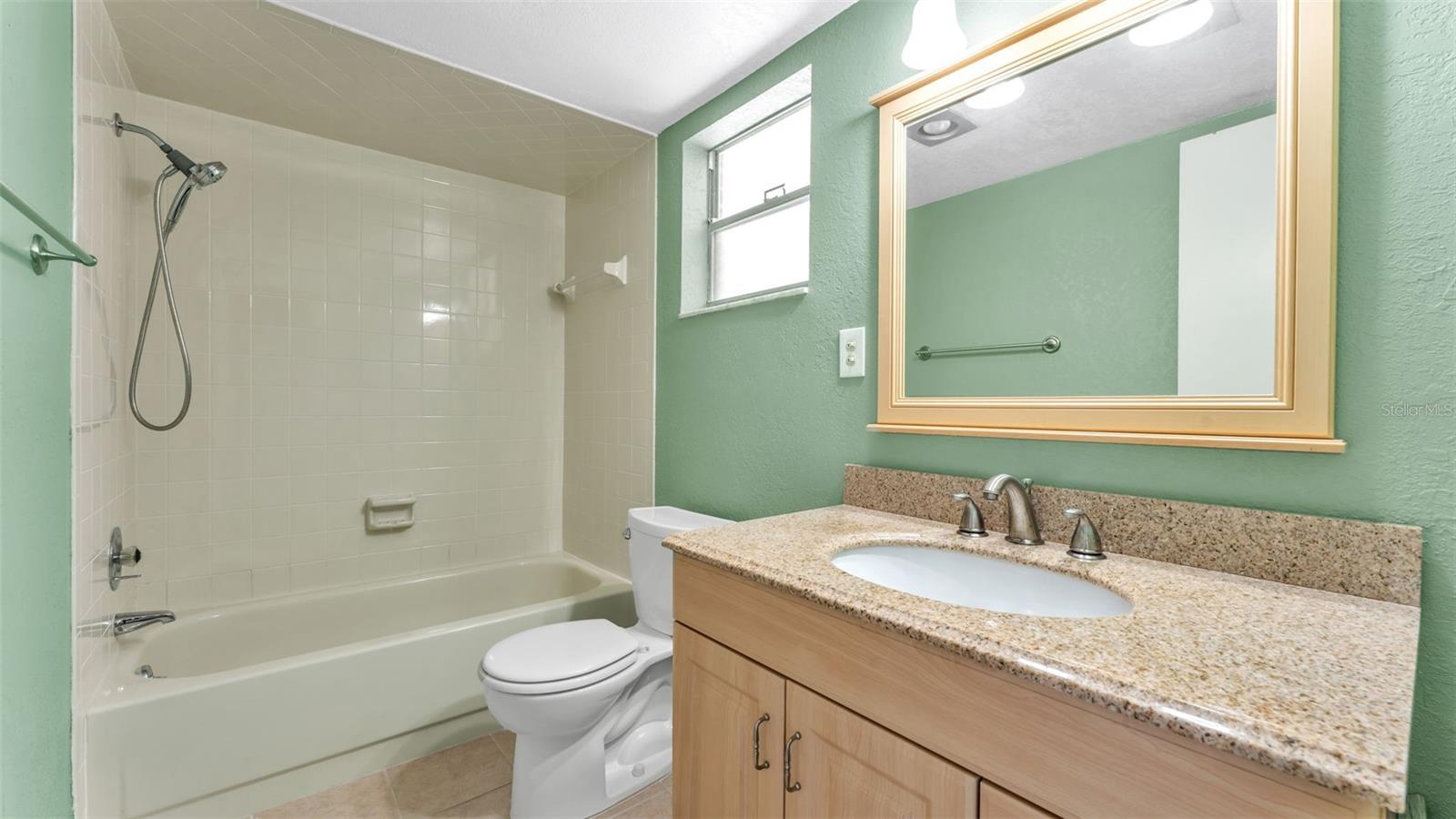 Image 13 of 29 For 553 Villa Vista Boulevard