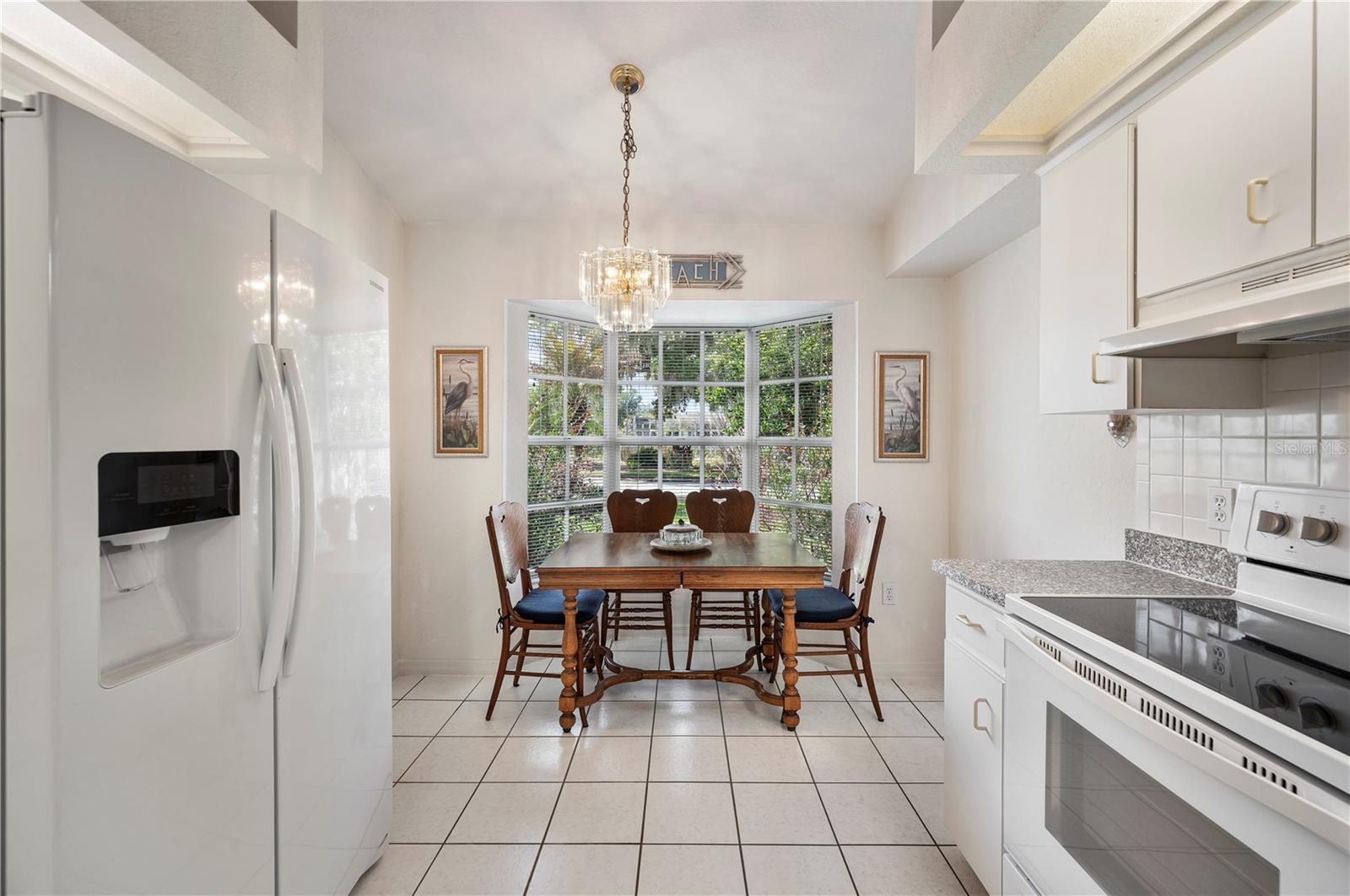 Image 19 of 63 For 725 Peninsular Drive