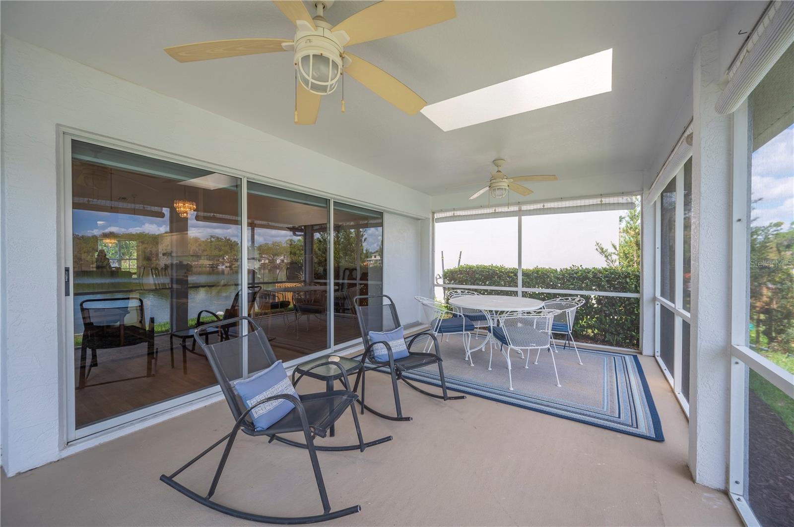 Image 28 of 63 For 725 Peninsular Drive