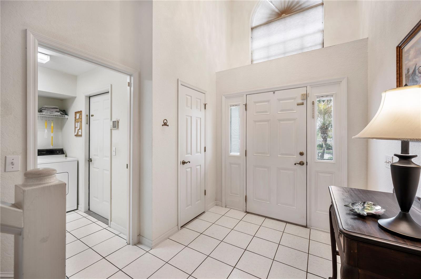 Image 29 of 63 For 725 Peninsular Drive