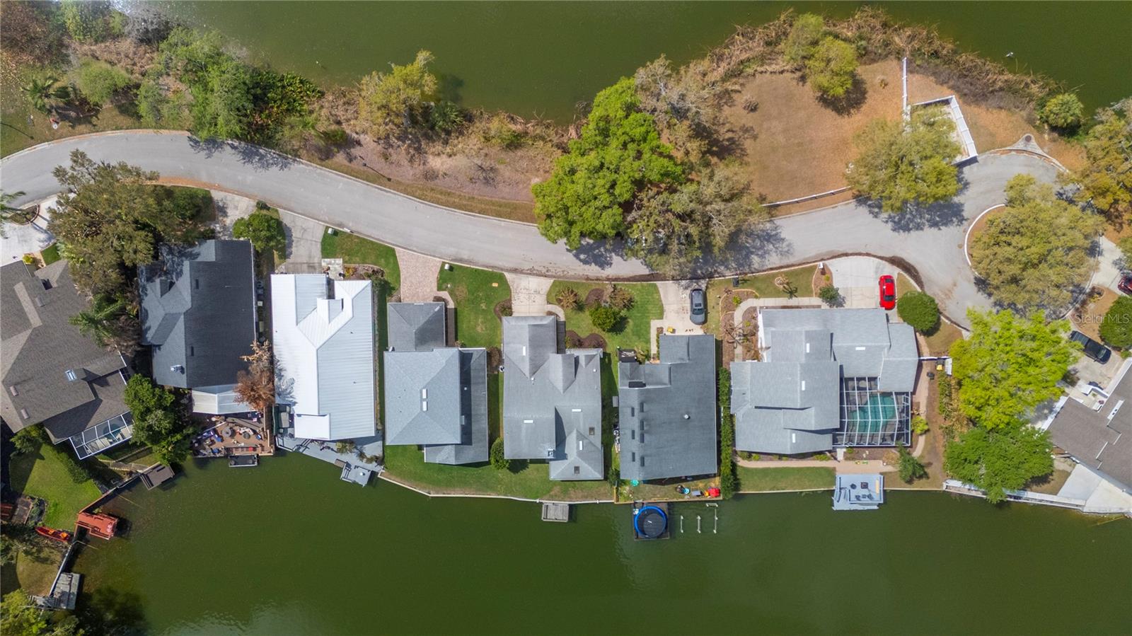 Image 48 of 63 For 725 Peninsular Drive