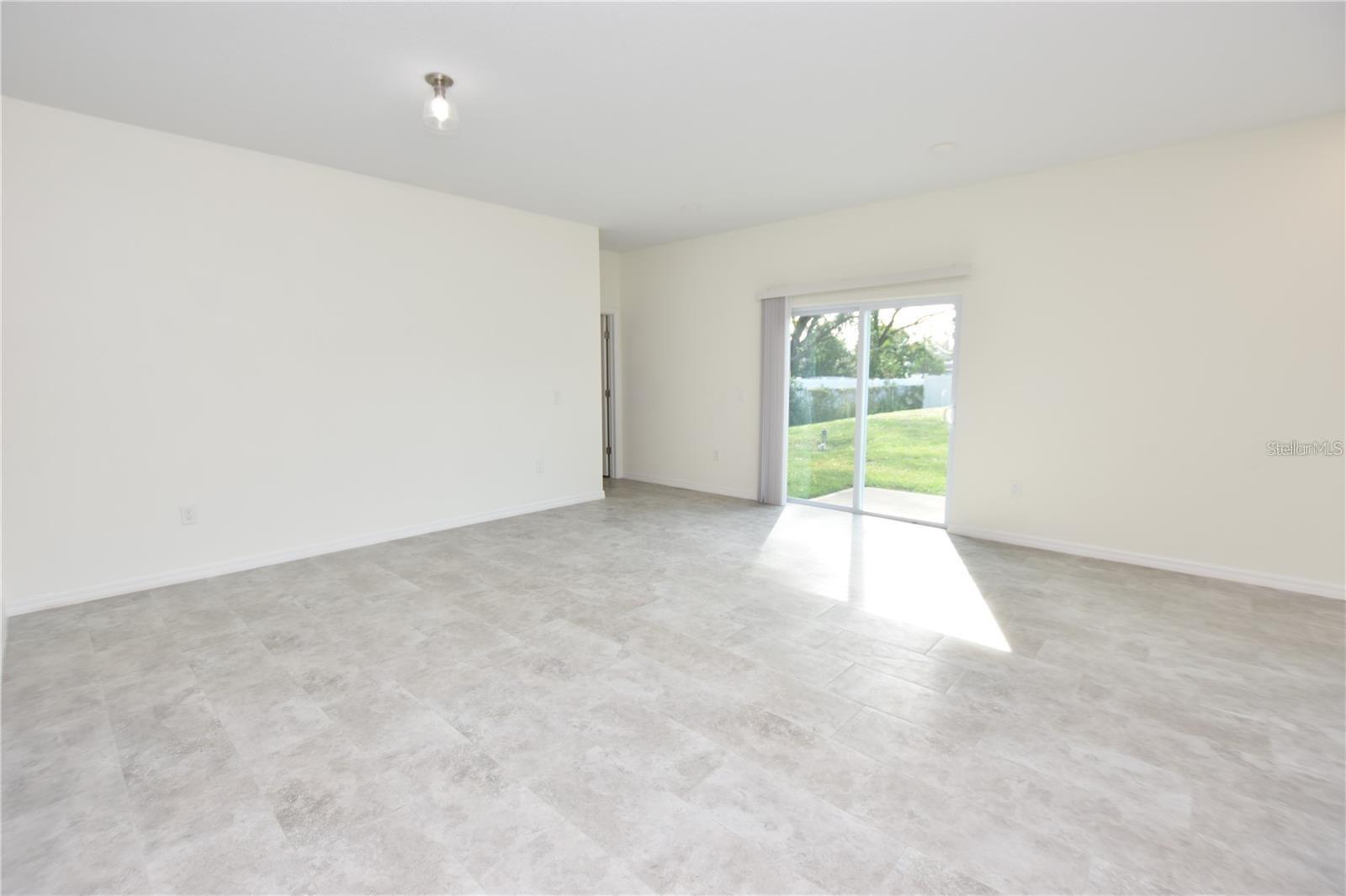 Image 22 of 28 For 202 Crescent Drive