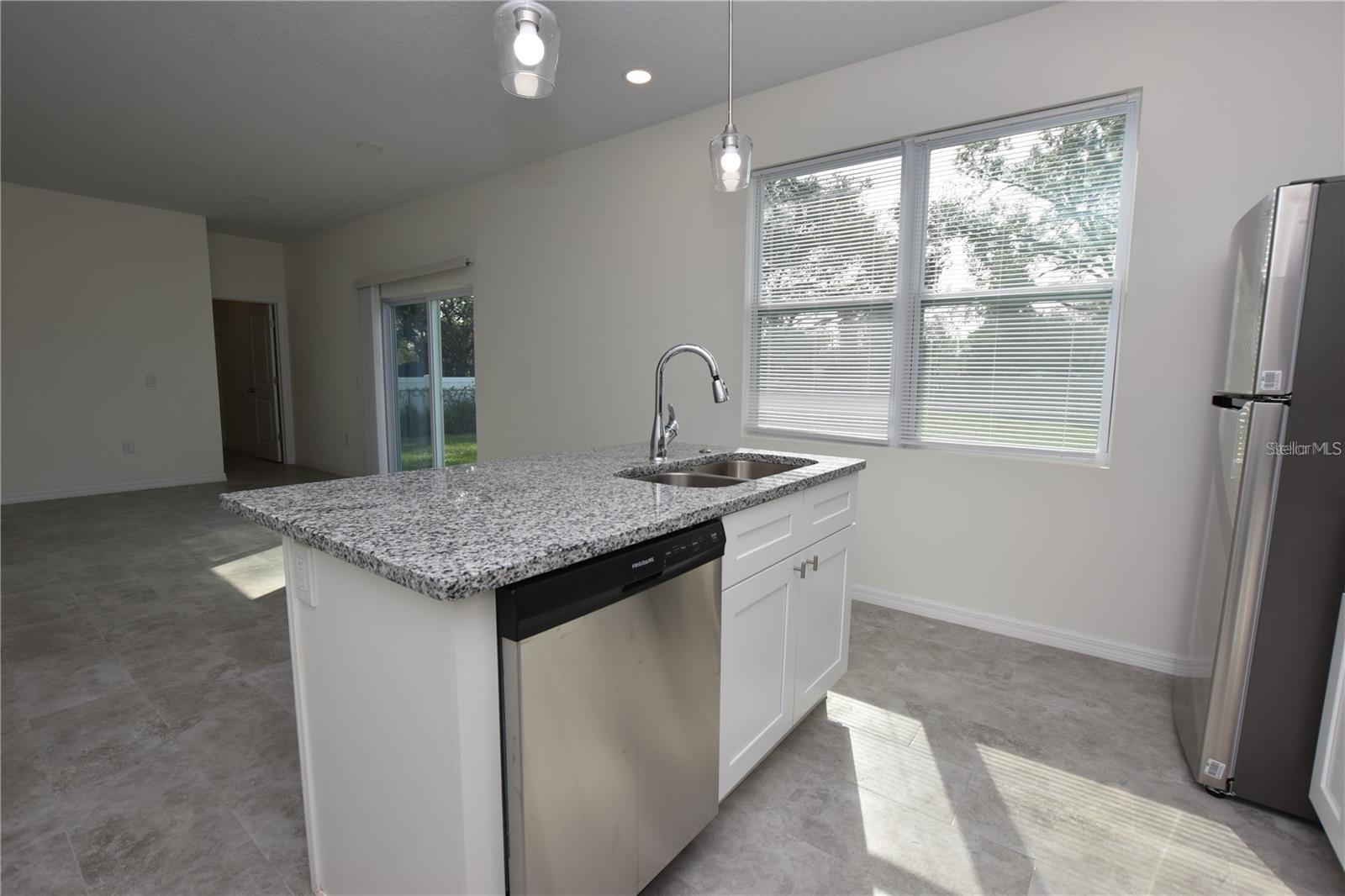 Image 5 of 28 For 202 Crescent Drive