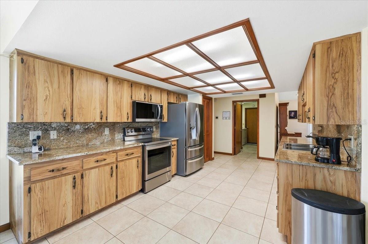 Image 10 of 48 For 8512 Plantation Ridge Boulevard