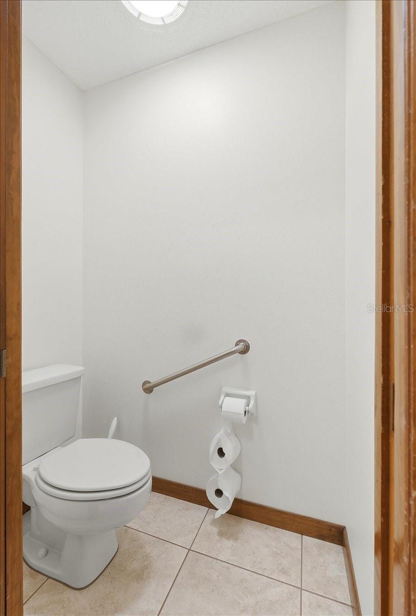 Image 18 of 48 For 8512 Plantation Ridge Boulevard