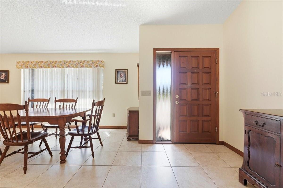 Image 4 of 48 For 8512 Plantation Ridge Boulevard