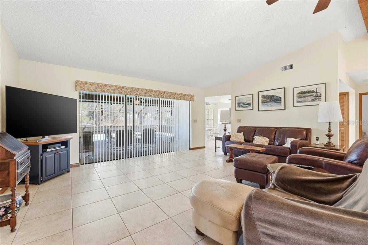 Image 6 of 48 For 8512 Plantation Ridge Boulevard