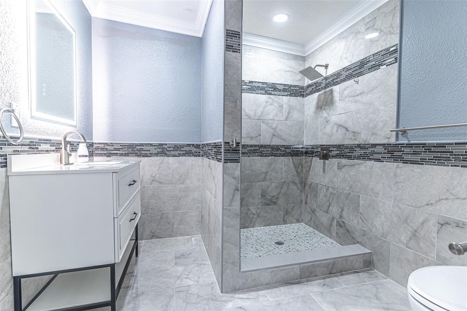 Image 12 of 33 For 2700 Idylridge Drive