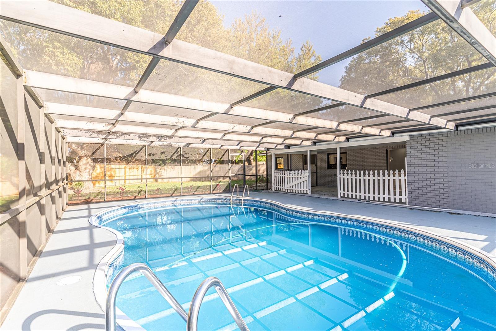 Image 19 of 33 For 2700 Idylridge Drive