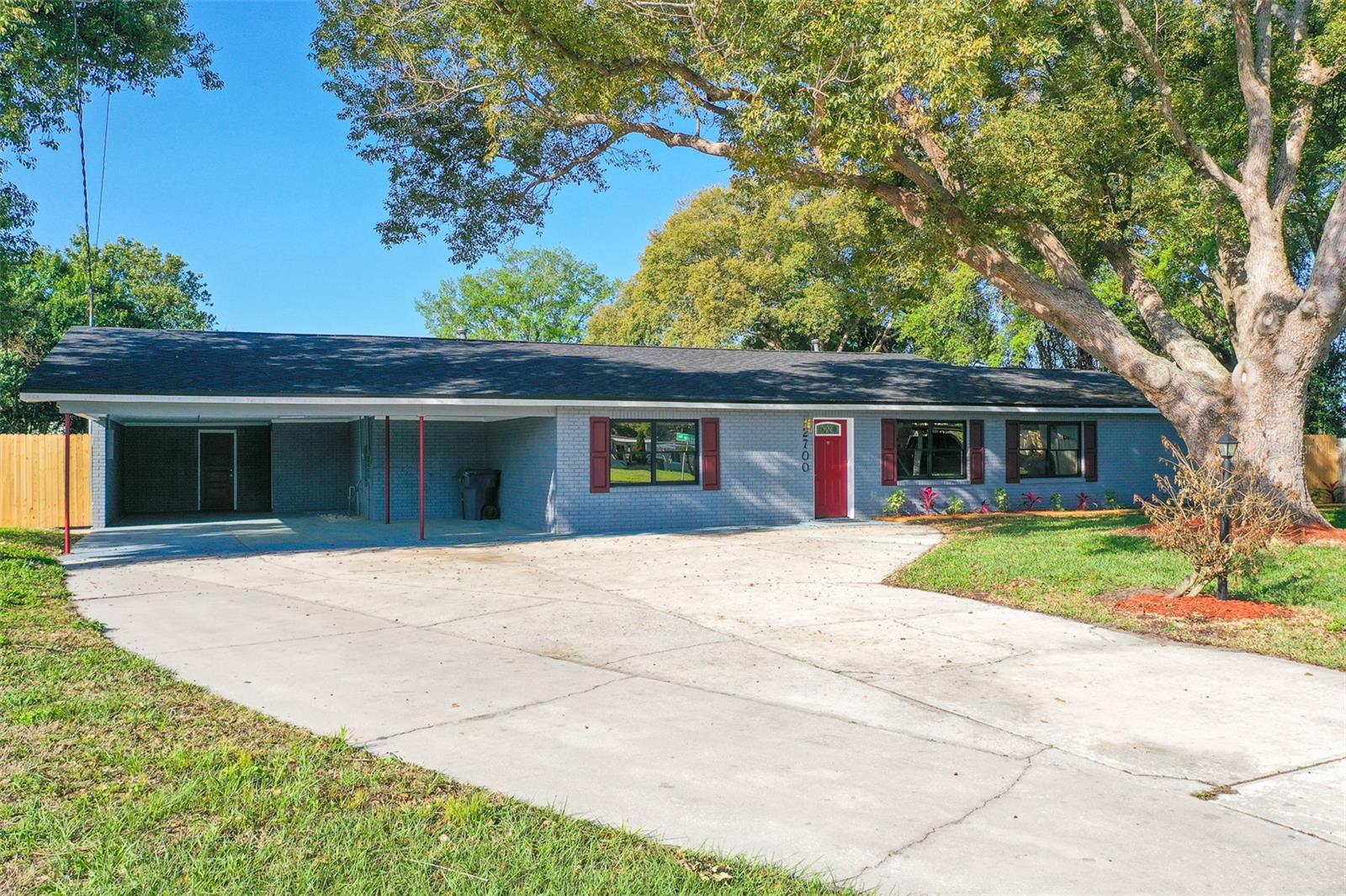 Image 7 of 33 For 2700 Idylridge Drive