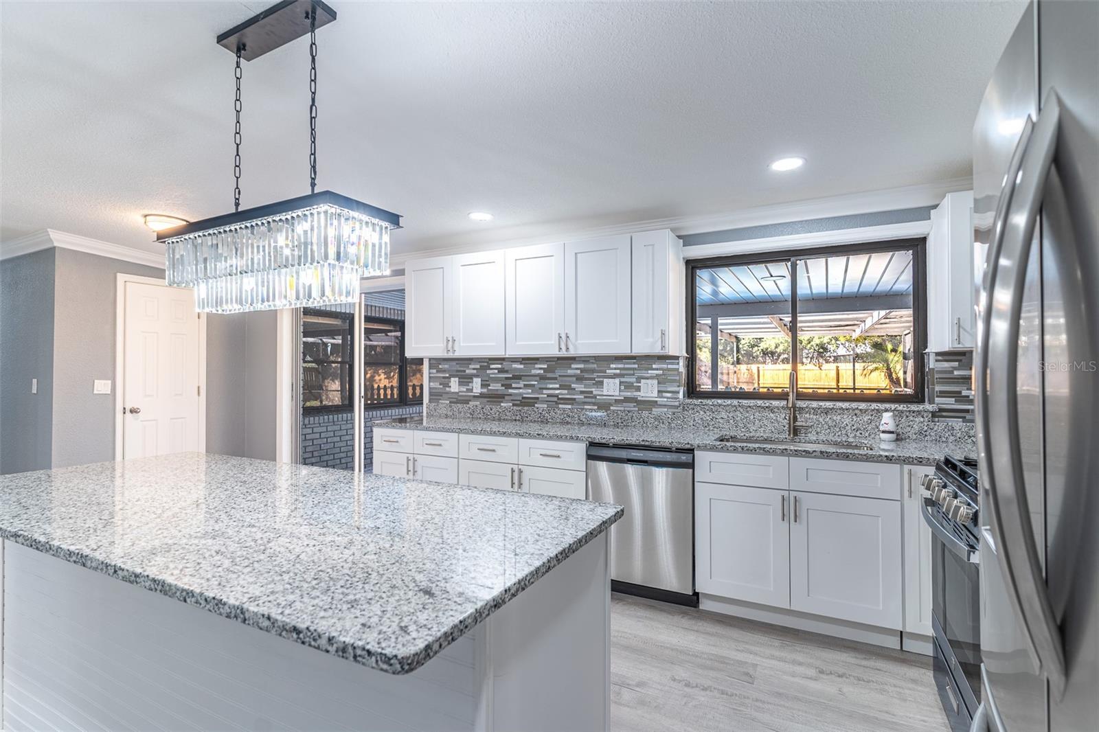 Image 8 of 33 For 2700 Idylridge Drive