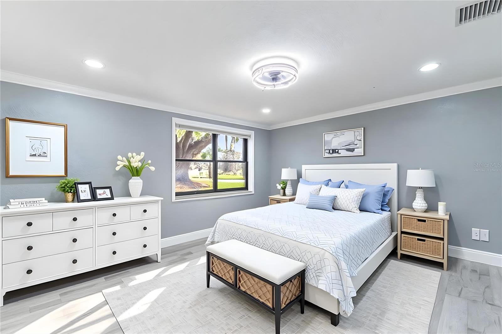 Image 9 of 33 For 2700 Idylridge Drive