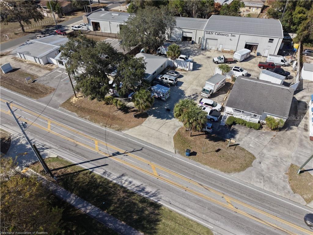 Image 2 of 71 For 2914 Kenilworth Boulevard