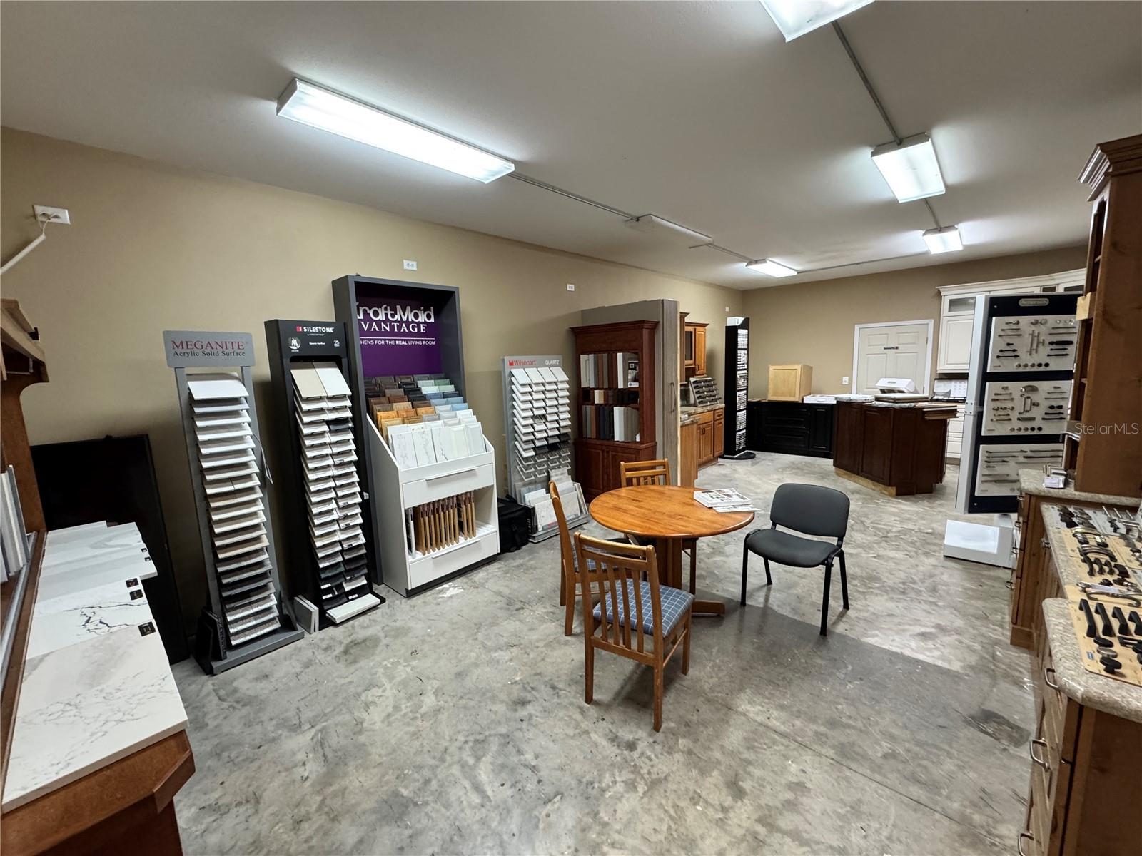 Image 31 of 71 For 2914 Kenilworth Boulevard