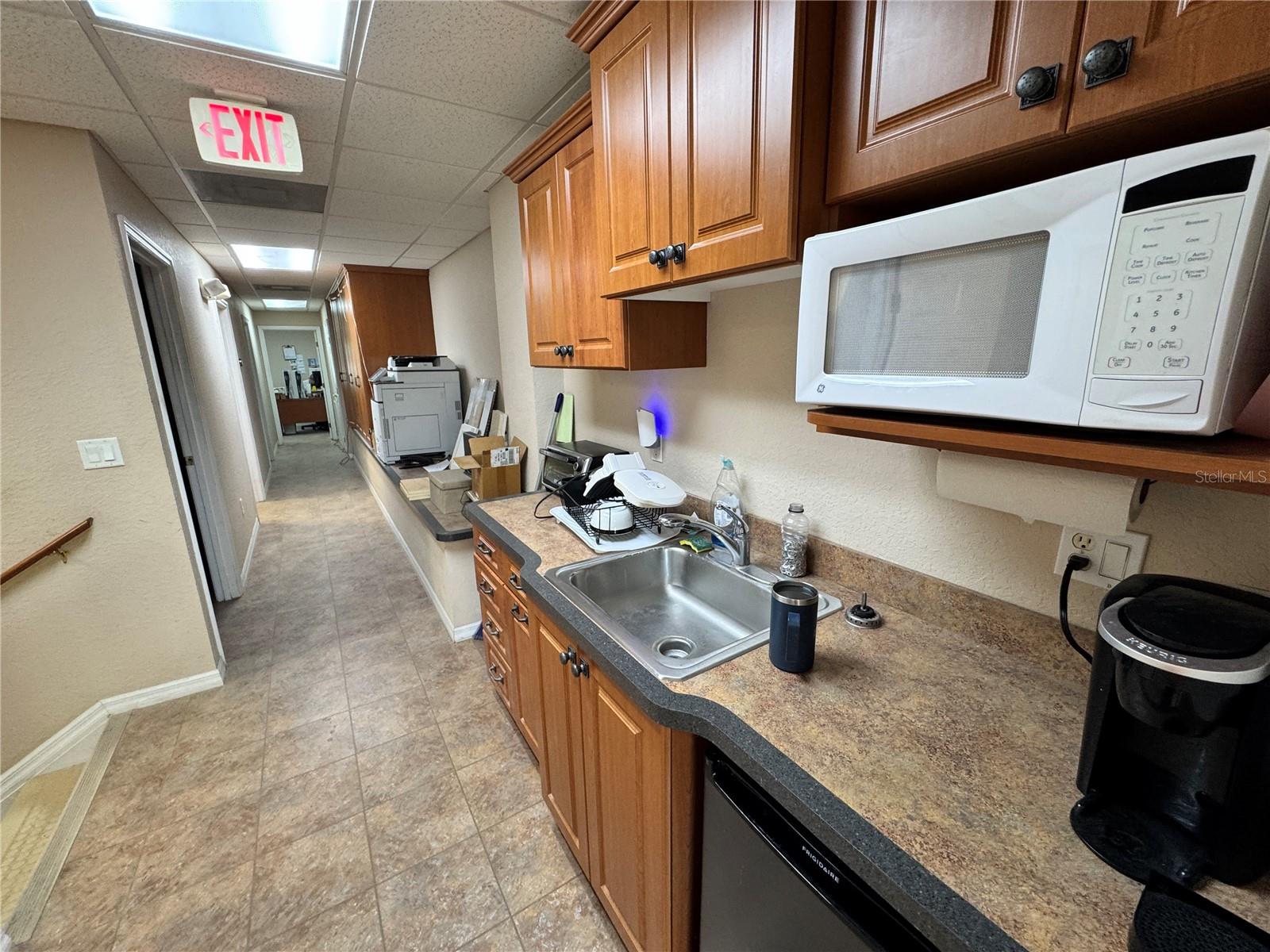 Image 37 of 71 For 2914 Kenilworth Boulevard