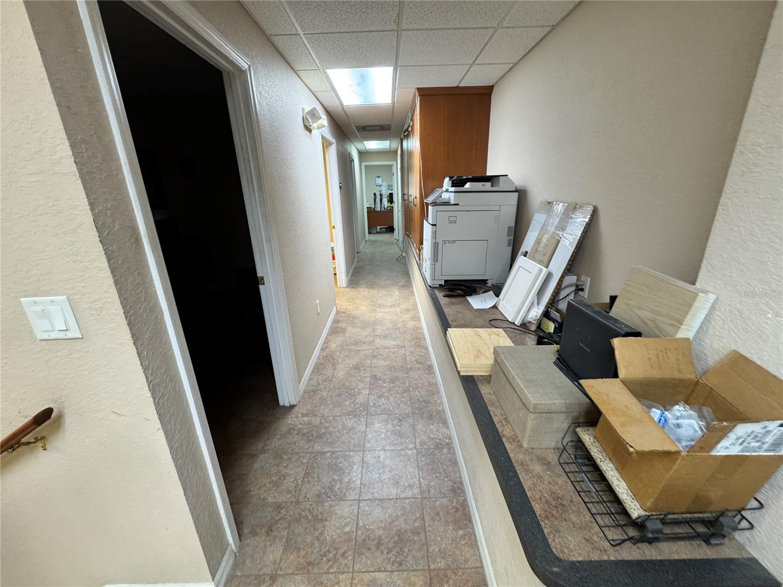 Image 38 of 71 For 2914 Kenilworth Boulevard