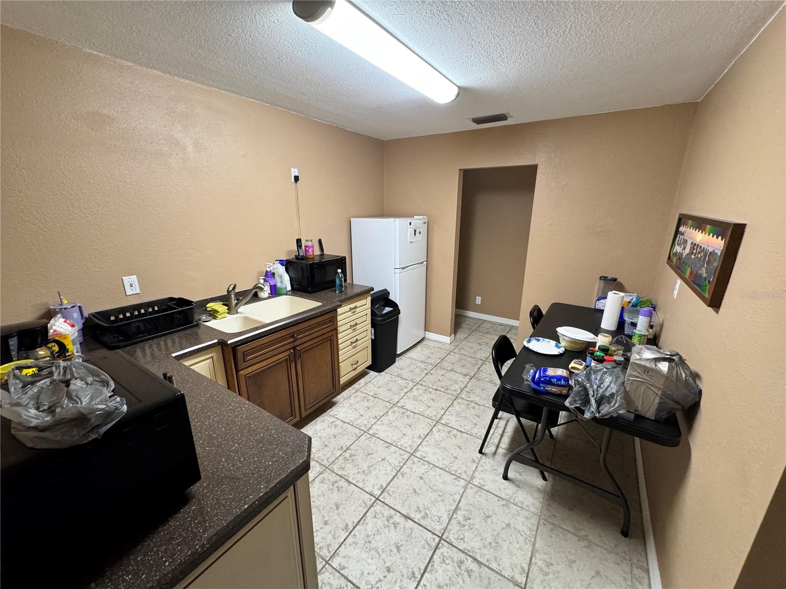 Image 45 of 71 For 2914 Kenilworth Boulevard