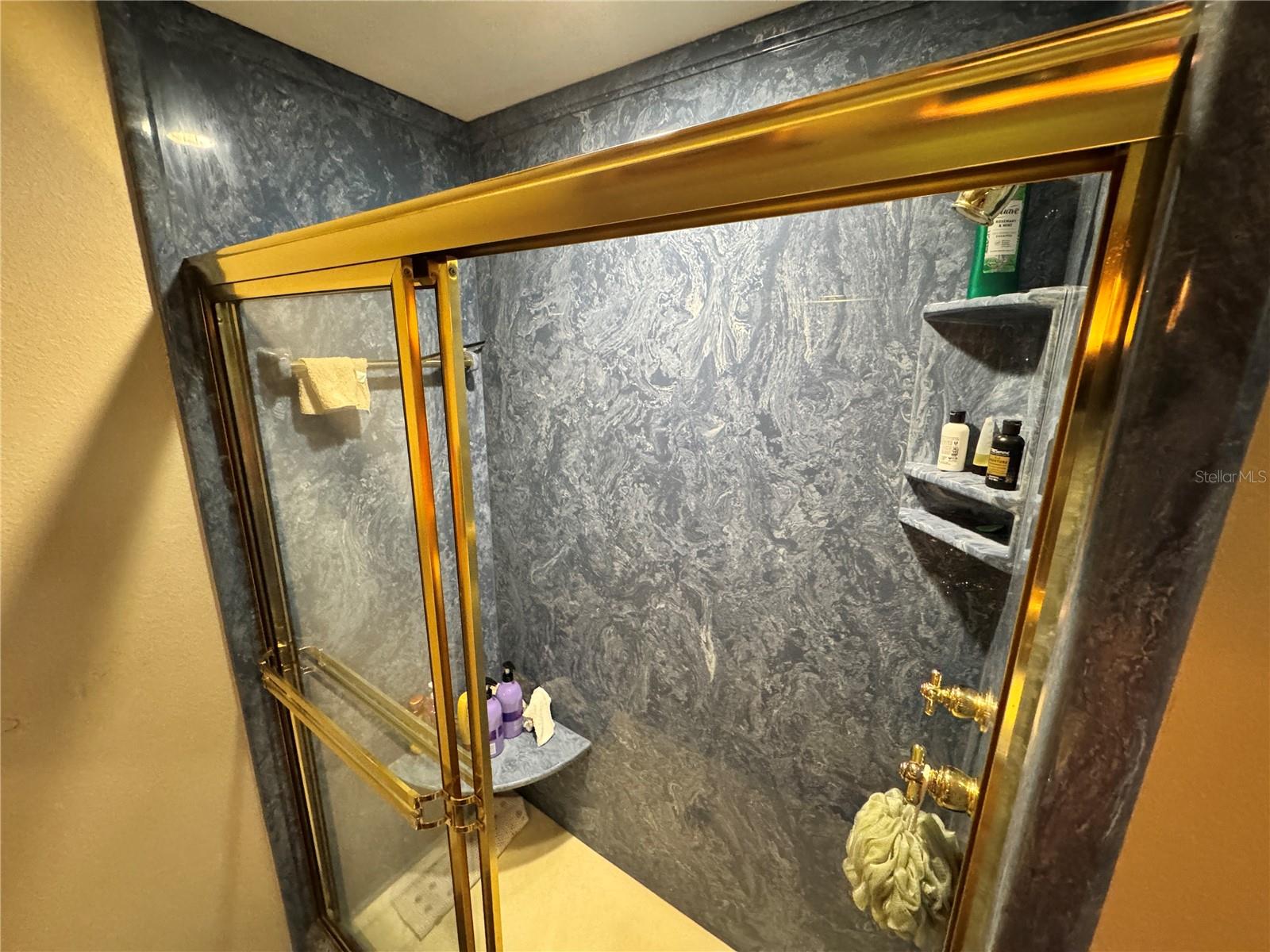 Image 56 of 71 For 2914 Kenilworth Boulevard