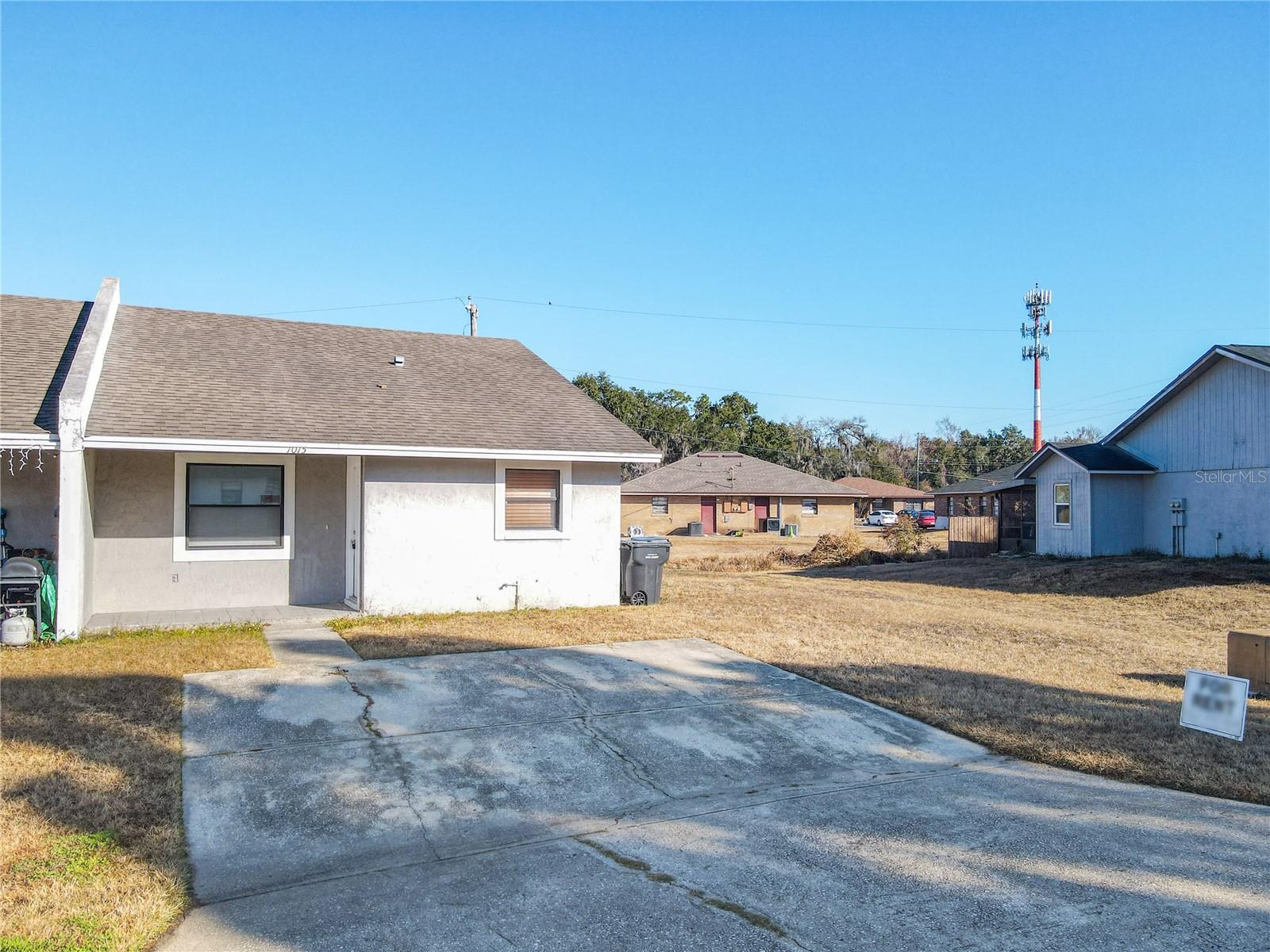 Image 13 of 46 For 1015 Harden Court