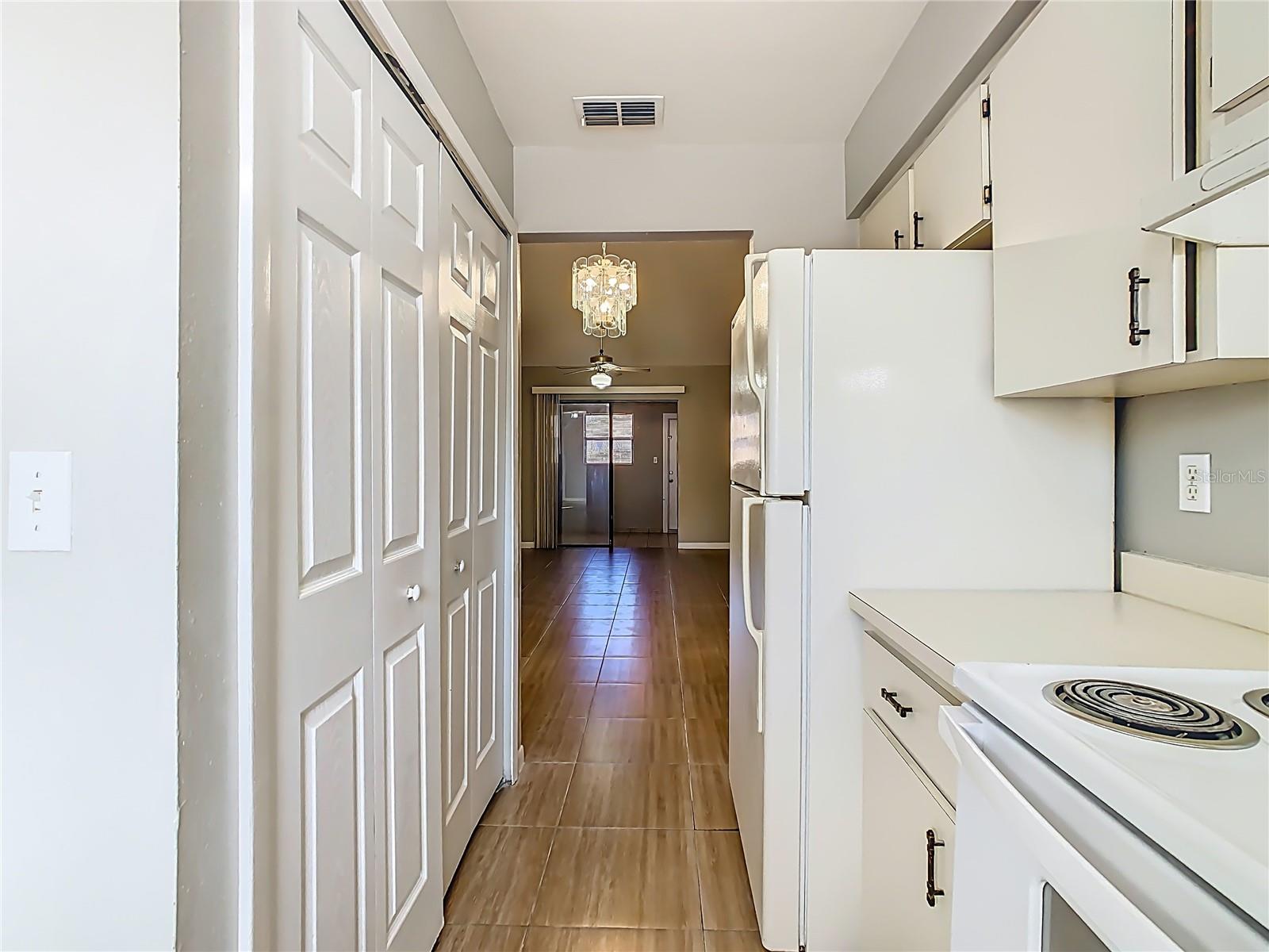 Image 20 of 46 For 1015 Harden Court