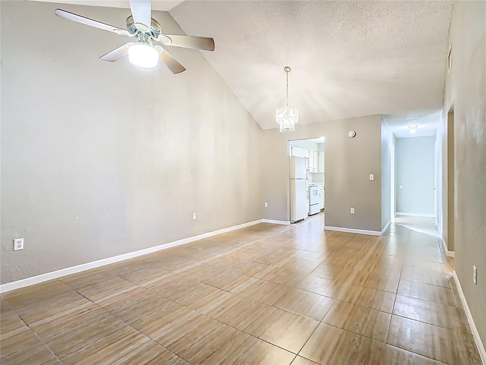 Image 26 of 46 For 1015 Harden Court