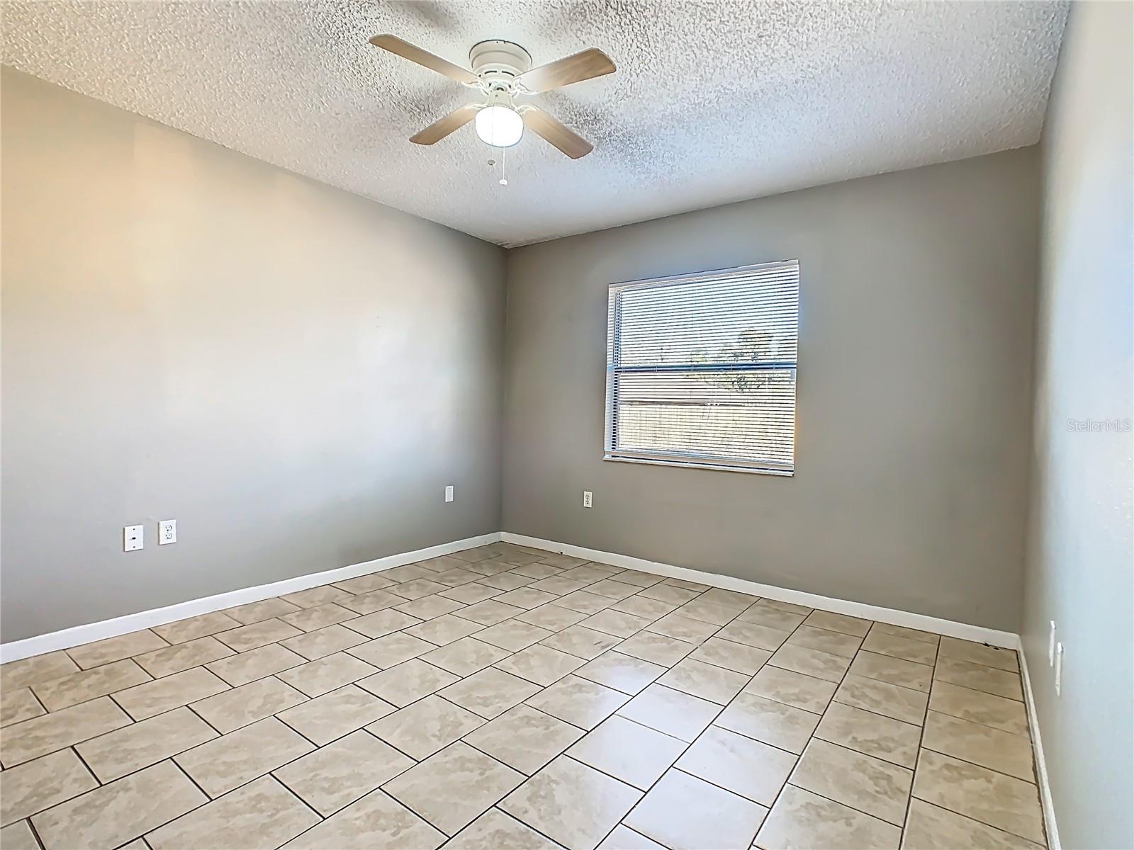 Image 34 of 46 For 1015 Harden Court