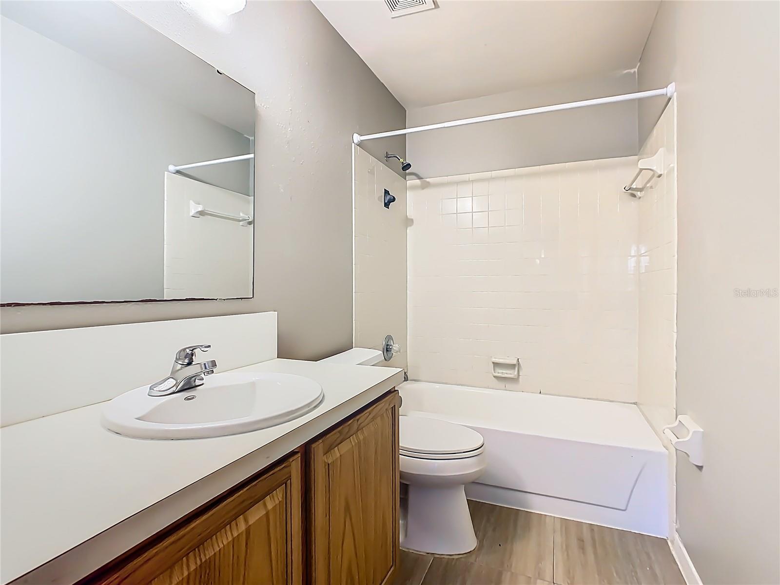 Image 37 of 46 For 1015 Harden Court