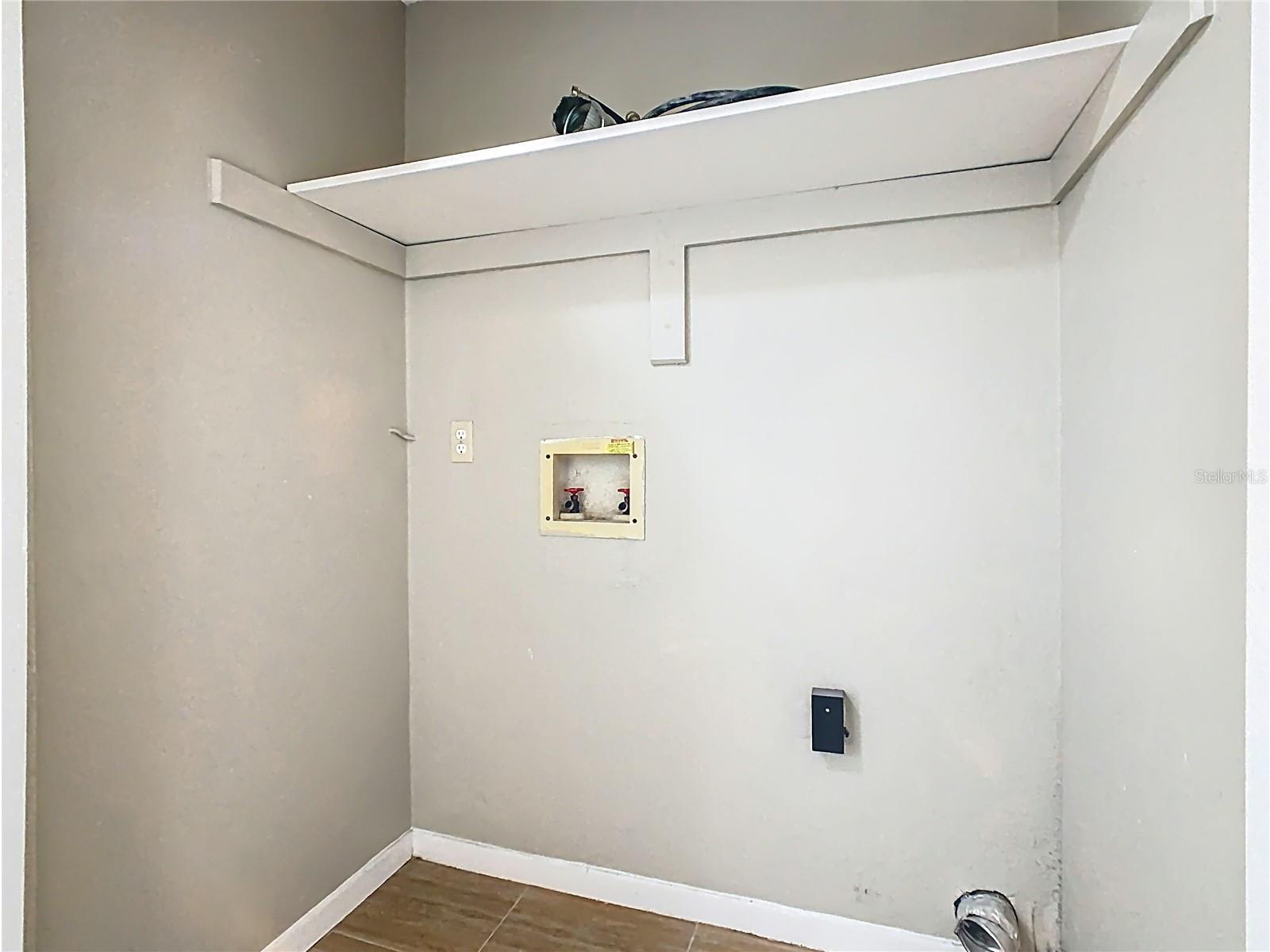 Image 40 of 46 For 1015 Harden Court