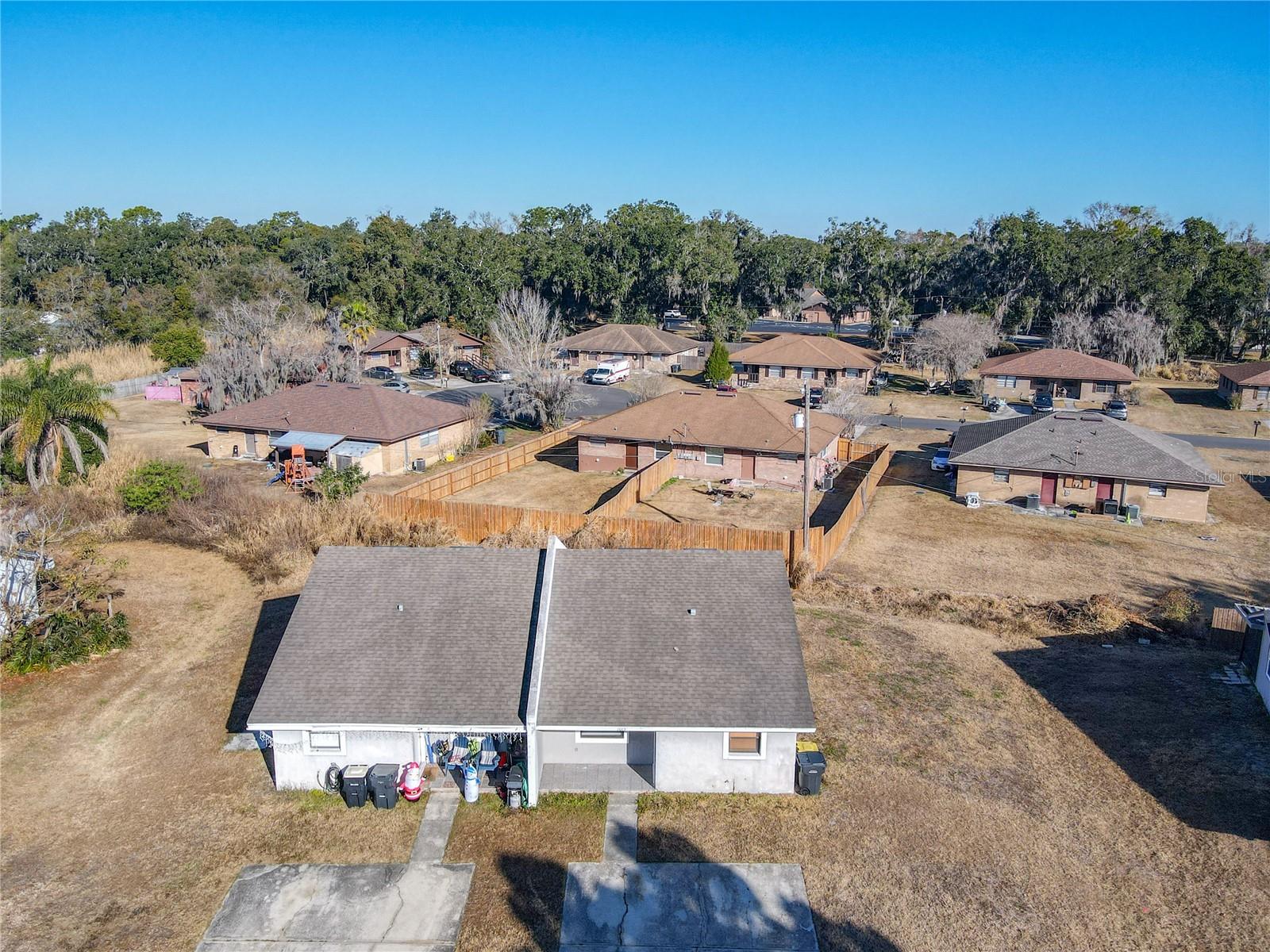 Image 6 of 46 For 1015 Harden Court