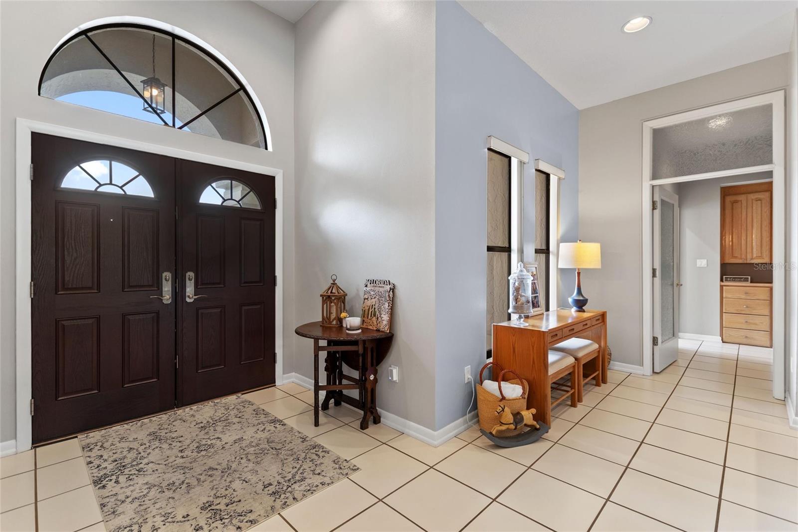 Image 3 of 45 For 503 Hamilton Shores Court Ne