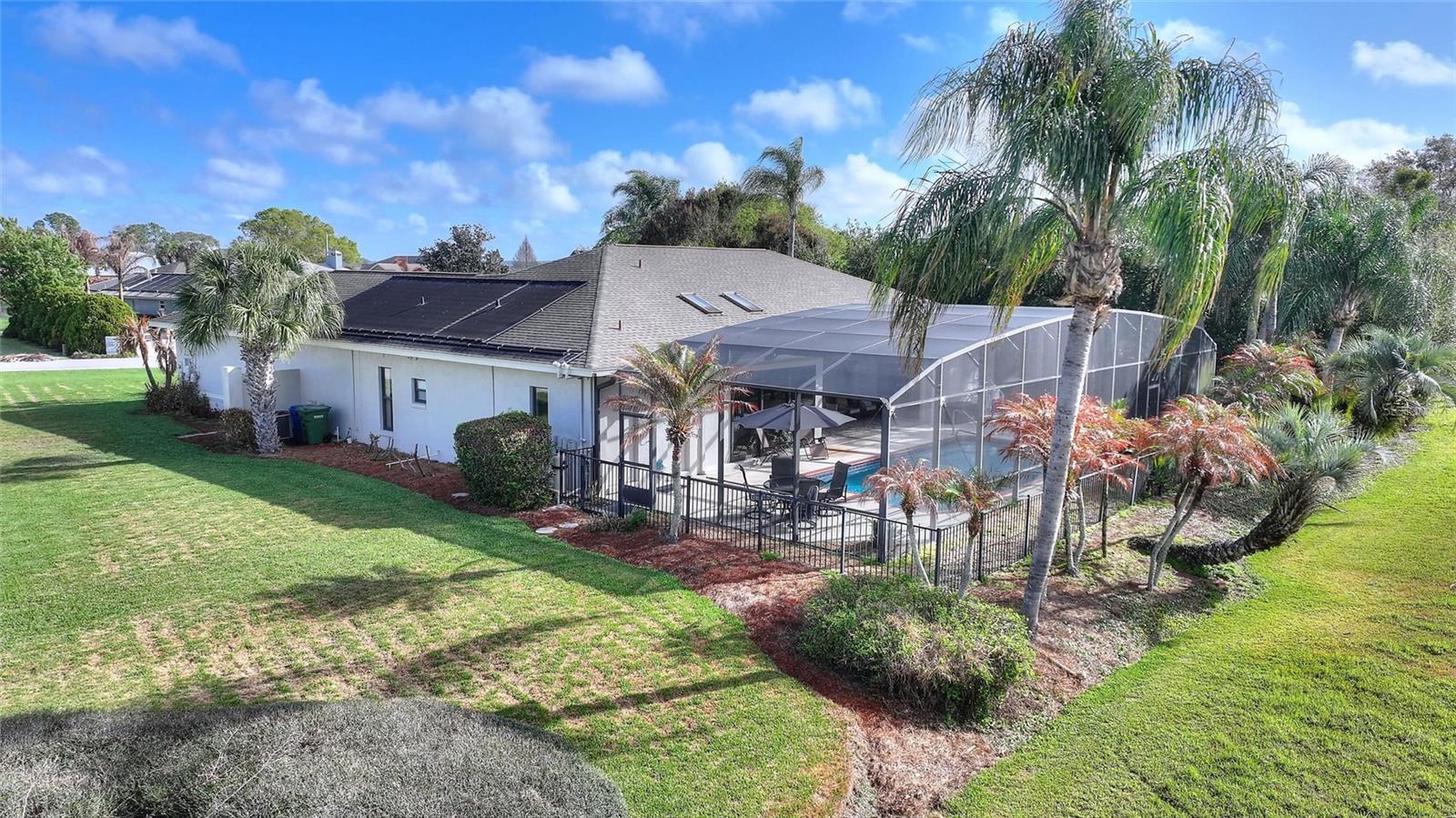 Image 42 of 45 For 503 Hamilton Shores Court Ne