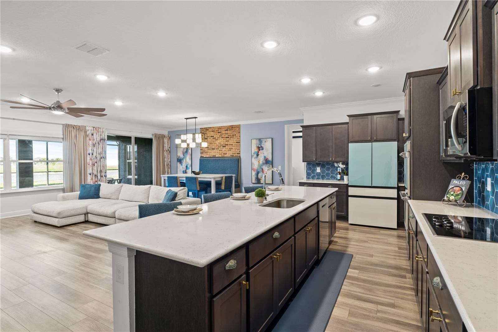 Image 22 of 45 For 14910 15th Street E