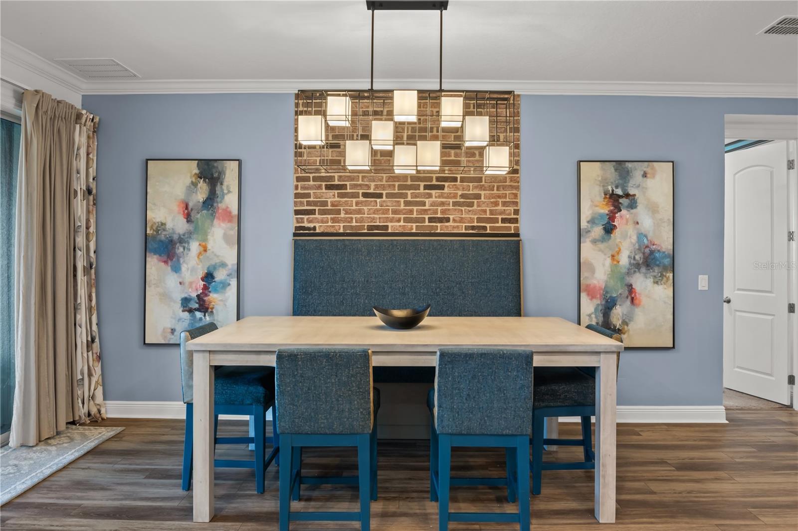 Image 26 of 45 For 14910 15th Street E