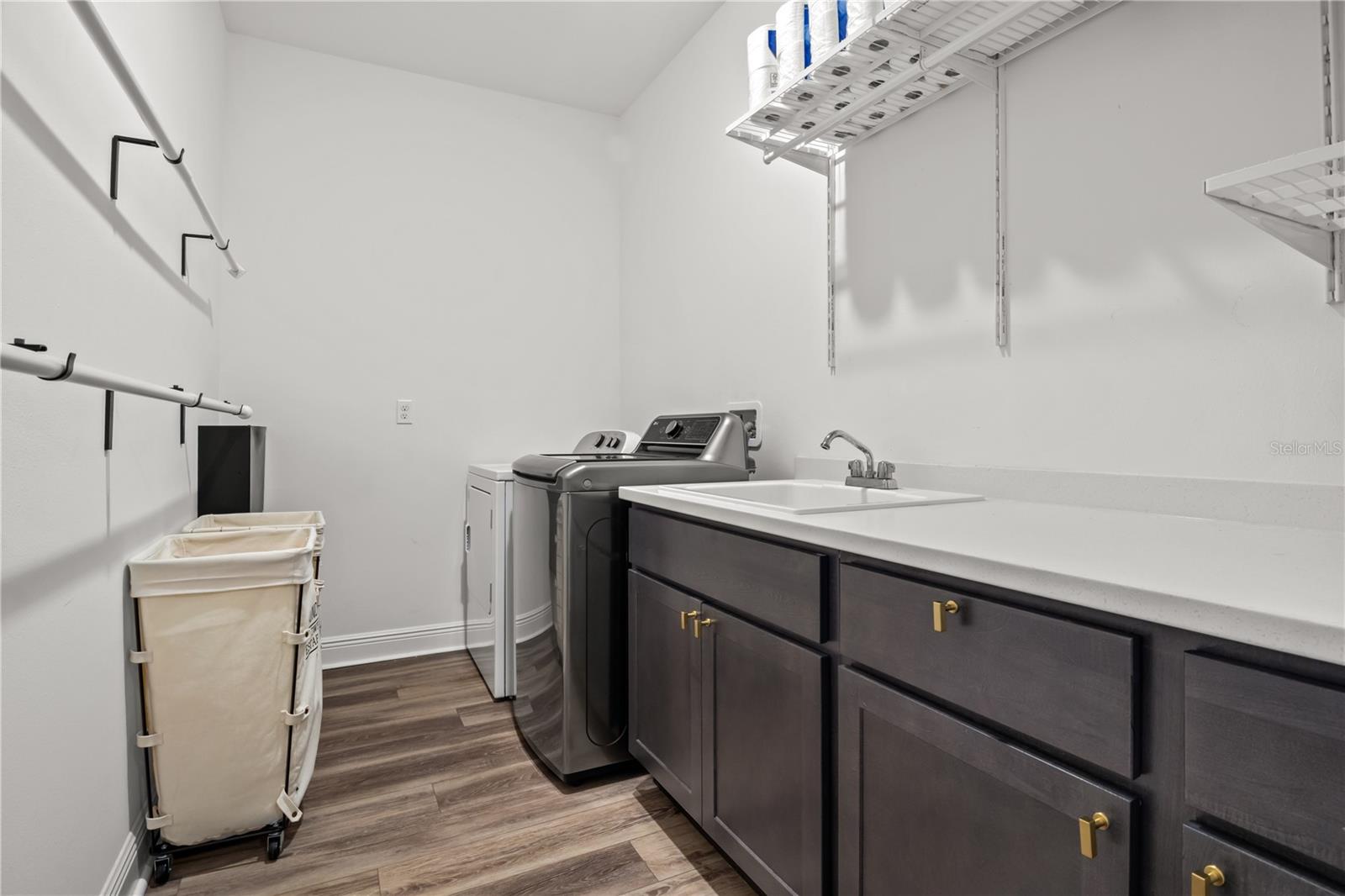 Image 28 of 45 For 14910 15th Street E