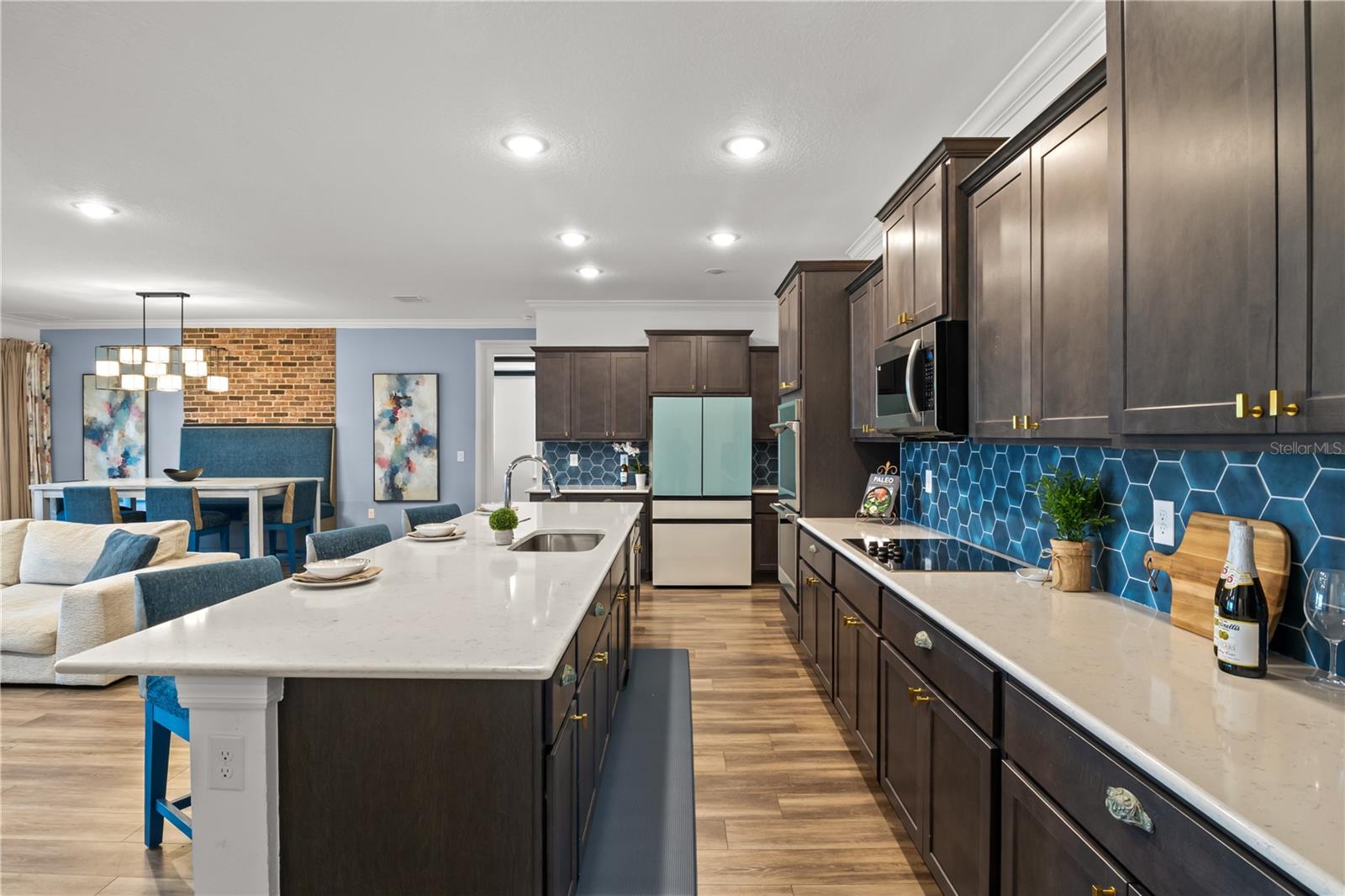 Image 4 of 45 For 14910 15th Street E