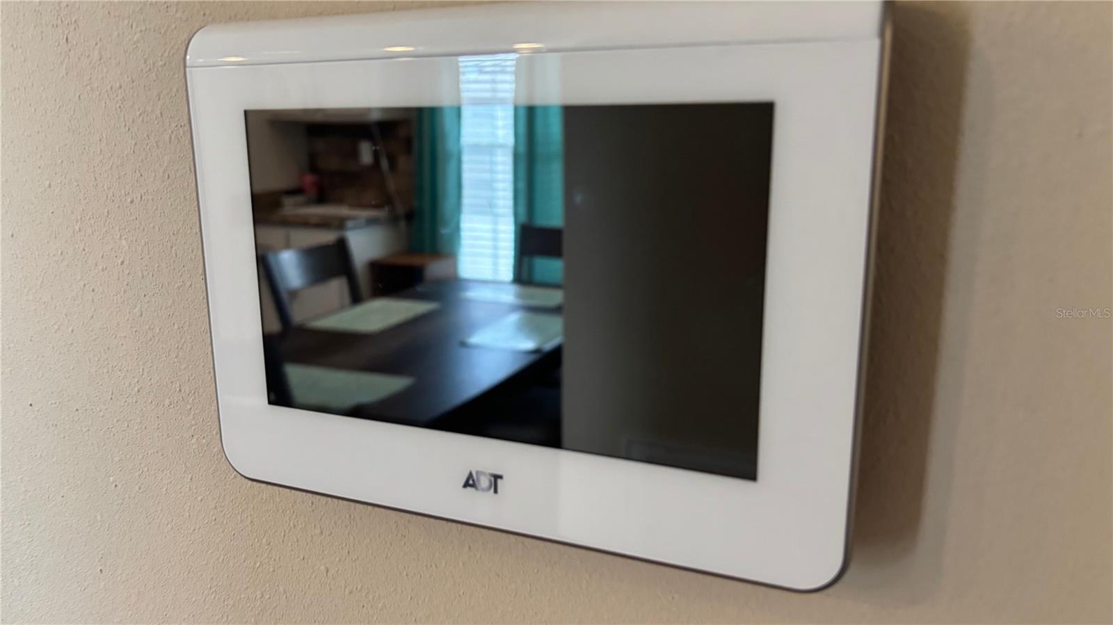 Image 23 of 50 For 2036 Missouri Drive