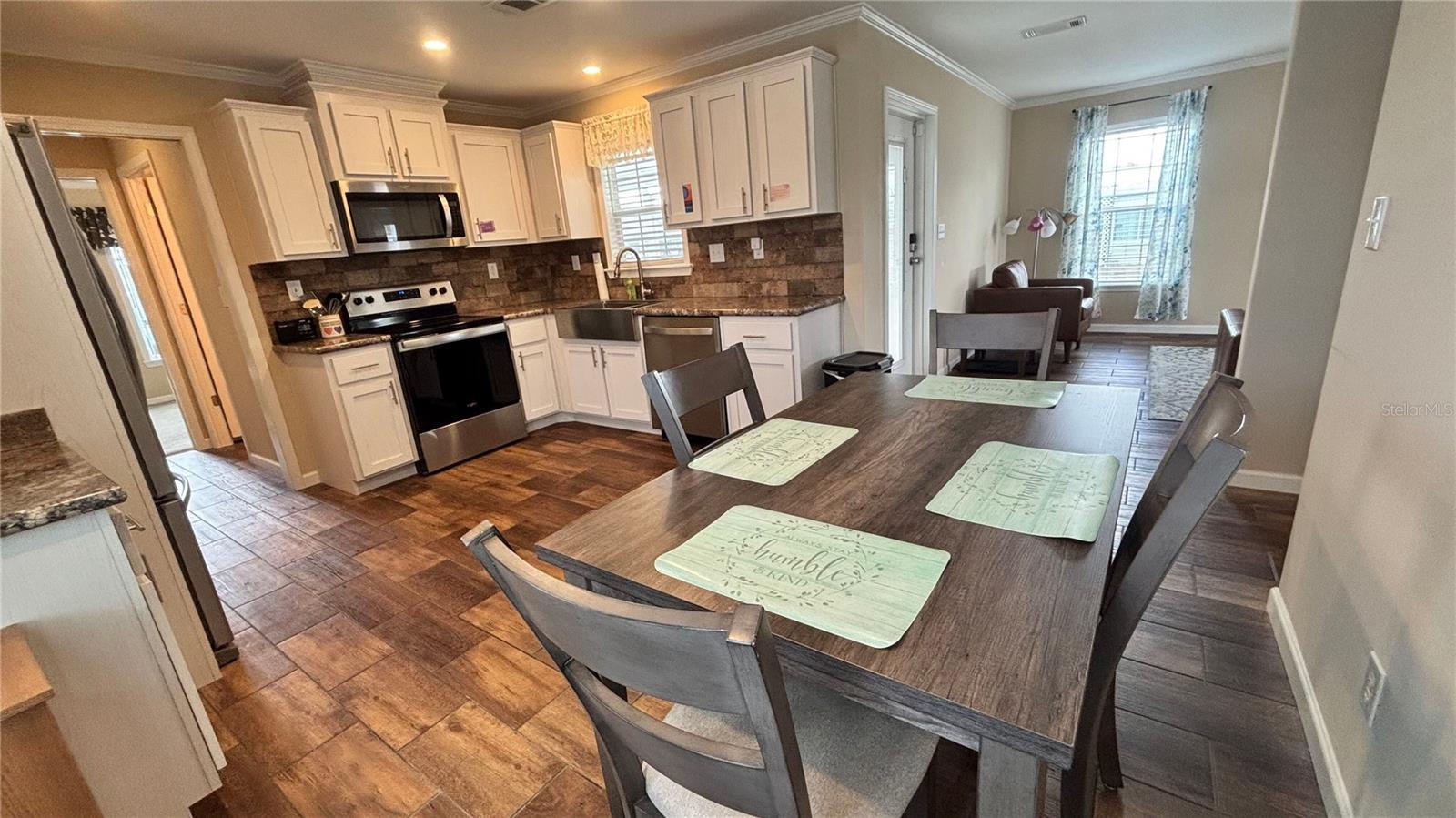 Image 25 of 50 For 2036 Missouri Drive