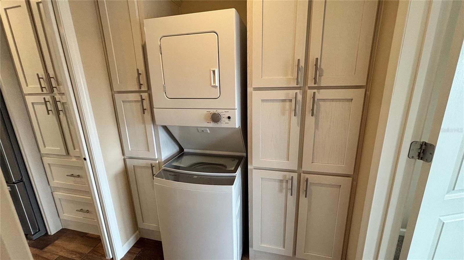 Image 32 of 50 For 2036 Missouri Drive