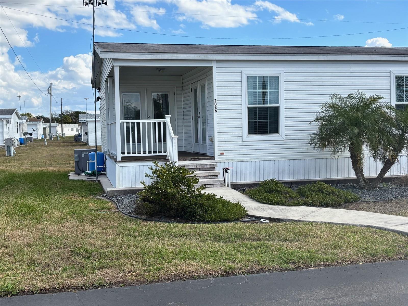 Image 4 of 50 For 2036 Missouri Drive