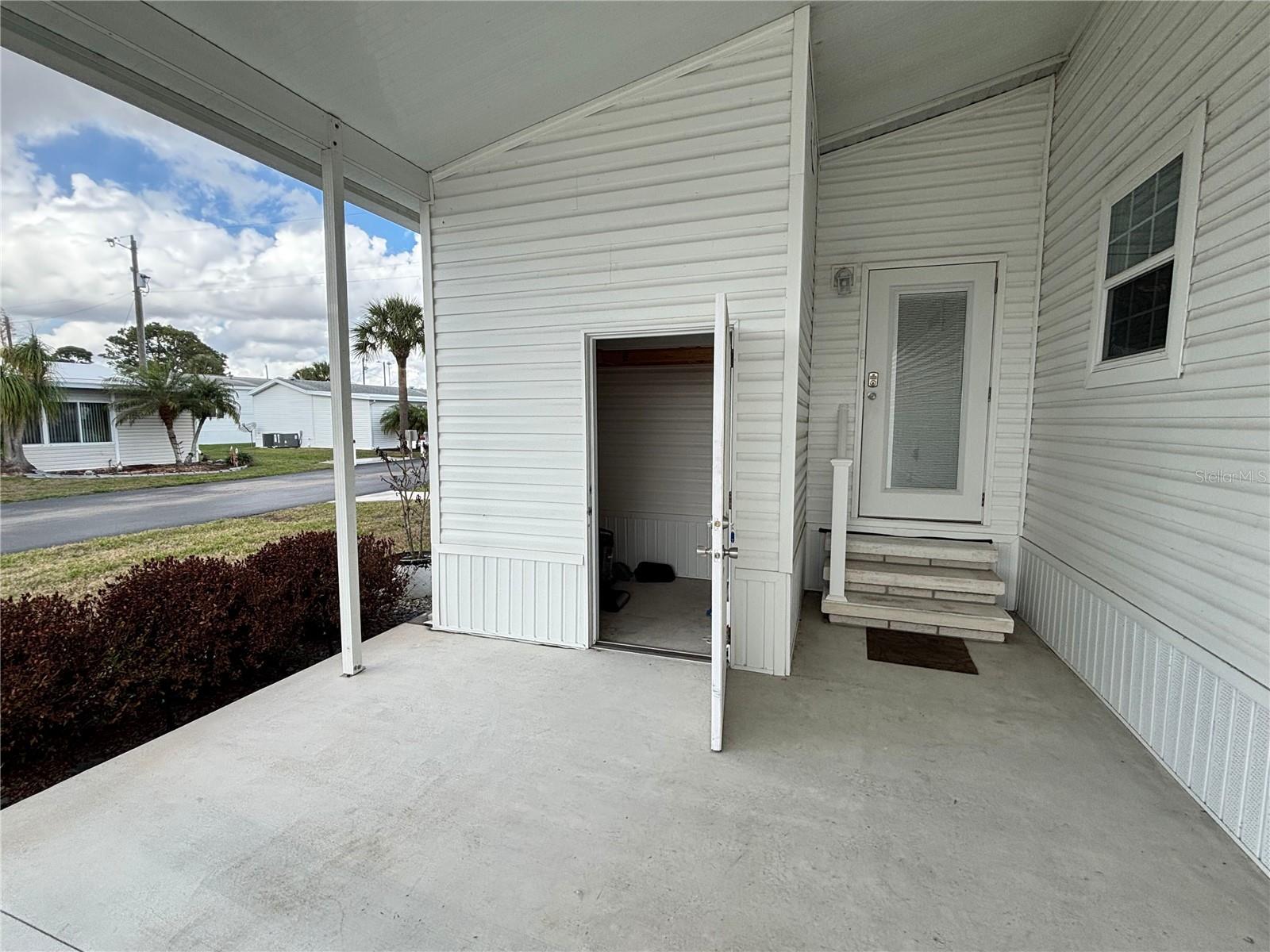 Image 41 of 50 For 2036 Missouri Drive