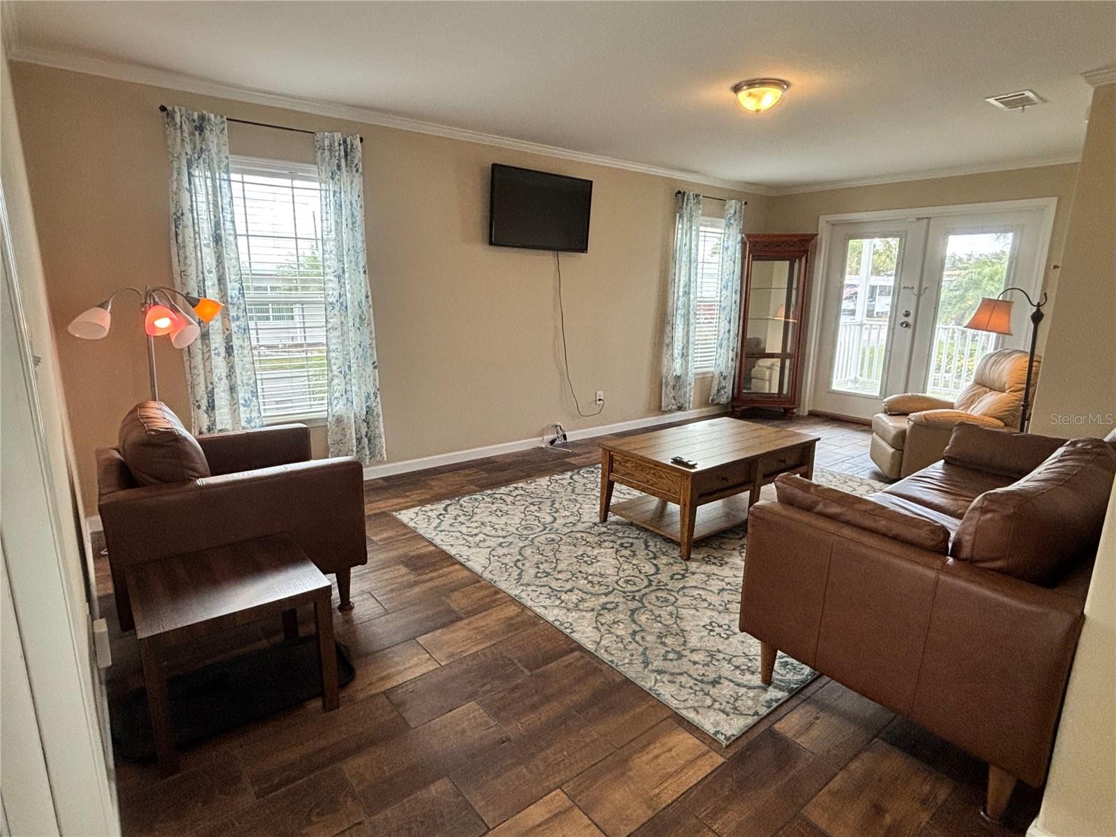 Image 7 of 50 For 2036 Missouri Drive