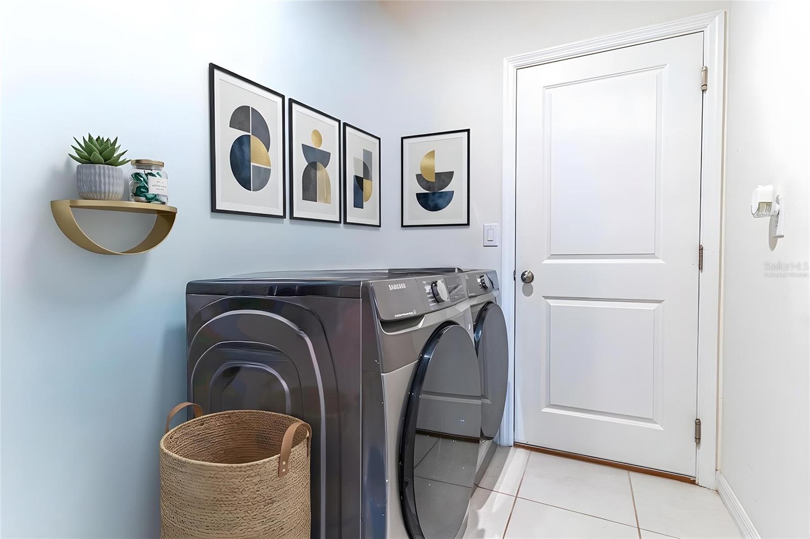 Image 14 of 27 For 385 Quarry Rock Circle